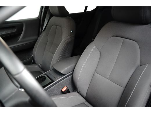 Volvo  C40 Recharge Twin Plus 82 kWh | SOH 95% | Pano | Camera | Adaptieve CC | BLIS | Keyless | All-seasons | ActivLease financial lease