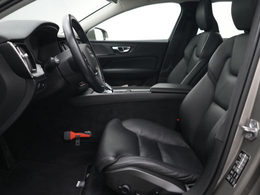 Volvo  V60 B3 Inscription | Panoramadak | Harman/Kardon | Adaptive Cruise | BLIS | Standkachel | Leder | Ele... ActivLease financial lease