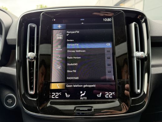 Volvo  XC40 1.5 T4 Plug-in hybrid Ultimate Dark (Elektrisch Schuifdak - Trekhaak - Harman/Kardon - Leder incl... ActivLease financial lease