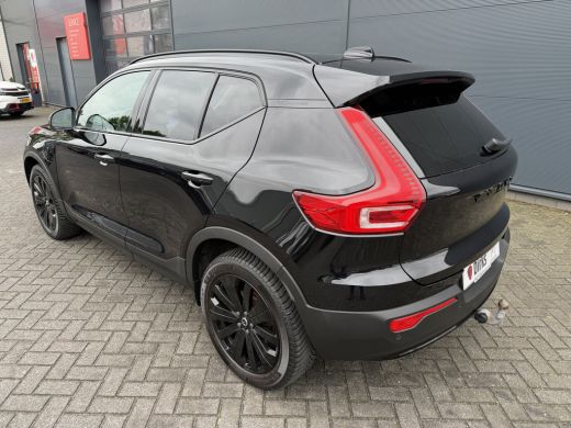Volvo  XC40 1.5 T4 Plug-in hybrid Ultimate Dark (Elektrisch Schuifdak - Trekhaak - Harman/Kardon - Leder incl... ActivLease financial lease