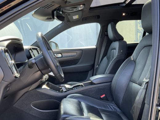 Volvo  XC40 1.5 T4 Recharge R-Design Pano Leer H/K Camera Stoel/Stuurverw Led Carplay BOMVOL! ActivLease financial lease