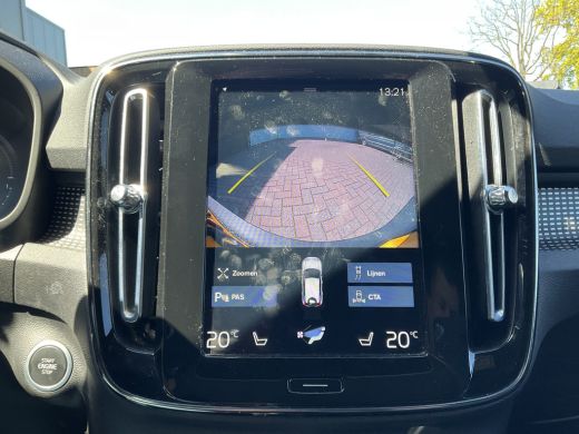 Volvo  XC40 1.5 T4 Recharge R-Design Pano Leer H/K Camera Stoel/Stuurverw Led Carplay BOMVOL! ActivLease financial lease