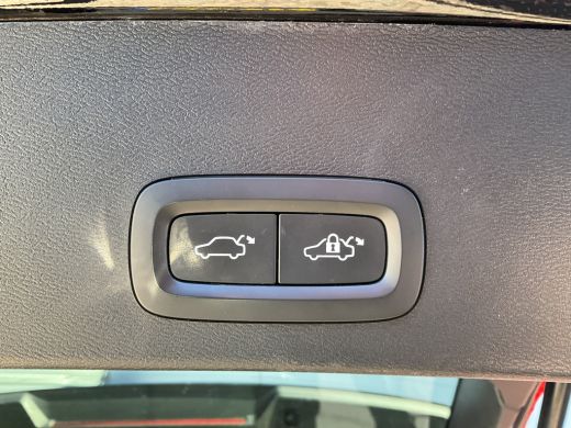 Volvo  XC40 1.5 T4 Recharge R-Design Pano Leer H/K Camera Stoel/Stuurverw Led Carplay BOMVOL! ActivLease financial lease