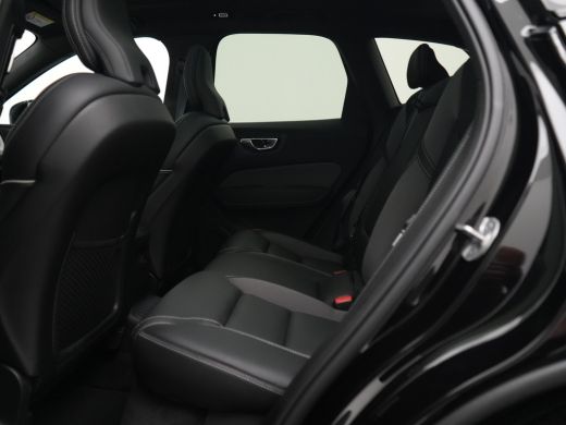 Volvo  XC60 T6 AWD Plus Black Edition | Luchtvering | Head-Up | 360&deg; Camera | Harman/Kardon | Panoramadak | 21" ActivLease financial lease