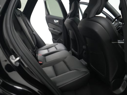 Volvo  XC60 T6 AWD Plus Black Edition | Luchtvering | Head-Up | 360&deg; Camera | Harman/Kardon | Panoramadak | 21" ActivLease financial lease