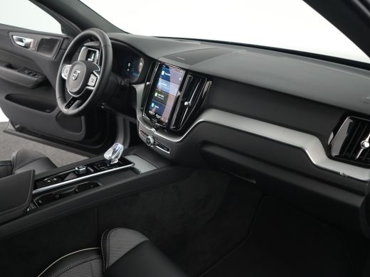 Volvo  XC60 T6 AWD Plus Black Edition | Luchtvering | Head-Up | 360&deg; Camera | Harman/Kardon | Panoramadak | 21" ActivLease financial lease