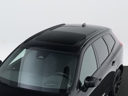 Volvo  XC60 T6 AWD Plus Black Edition | Luchtvering | Head-Up | 360&deg; Camera | Harman/Kardon | Panoramadak | 21" ActivLease financial lease