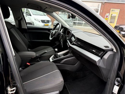 Audi A1 Sportback Sportback 25 TFSI Pro Line App Connect, Cruise Controll, 15''Lmv ActivLease financial lease