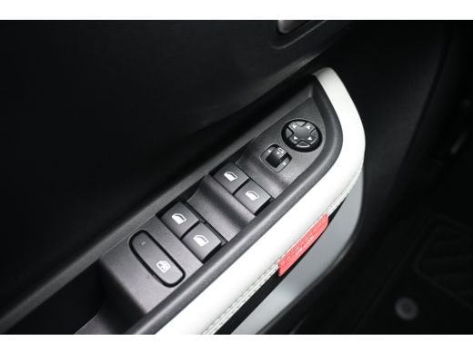Citroën C3 1.2 Hybrid 110pk Max DEMO-DEAL! 8 Jaar Garantie! | Navigatie | Achteruitrijcamera | Cruise Contro... ActivLease financial lease