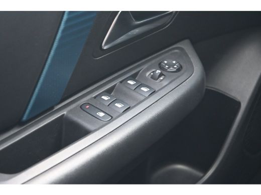 Citroën &euml;-C4 Shine 50 kWh 92% SOH! | Achteruitrijcamera | Navigatie | HUD | Adaptive Cruise Control | Apple Ca... ActivLease financial lease