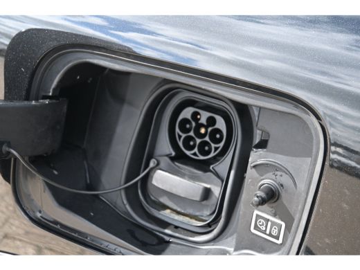 Citroën &euml;-C4 Shine 50 kWh 92% SOH! | Achteruitrijcamera | Navigatie | HUD | Adaptive Cruise Control | Apple Ca... ActivLease financial lease