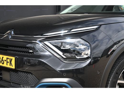 Citroën &euml;-C4 Shine 50 kWh 92% SOH! | Achteruitrijcamera | Navigatie | HUD | Adaptive Cruise Control | Apple Ca... ActivLease financial lease