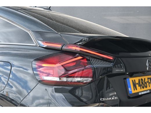 Citroën &euml;-C4 Shine 50 kWh 92% SOH! | Achteruitrijcamera | Navigatie | HUD | Adaptive Cruise Control | Apple Ca... ActivLease financial lease