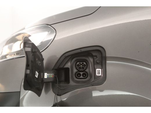 Fiat E-Scudo 75 kWh L2H1 | Snelladen | SOH 99% | Airco | Cruise | Camera | Carplay | 3 Zits ActivLease financial lease