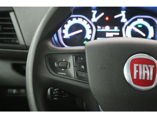 Fiat E-Scudo 75 kWh L2H1 | Snelladen | SOH 99% | Airco | Cruise | Camera | Carplay | 3 Zits ActivLease financial lease