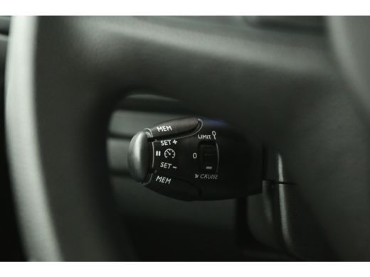 Fiat E-Scudo 75 kWh L2H1 | Snelladen | SOH 99% | Airco | Cruise | Camera | Carplay | 3 Zits ActivLease financial lease