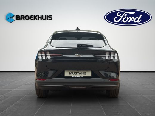 Ford Mustang Mach-E Mach-E Standard RWD 75 kWh | Technology Pack + | Pano | Options 2,99% | direct leverbaar ! | Warm... ActivLease financial lease