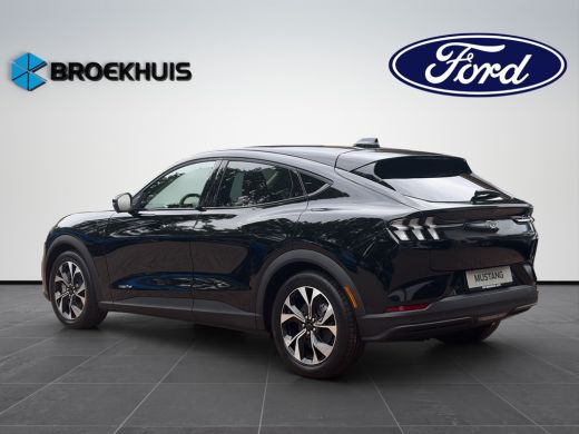 Ford Mustang Mach-E Mach-E Standard RWD 75 kWh | Technology Pack + | Pano | Options 2,99% | direct leverbaar ! | Warm... ActivLease financial lease