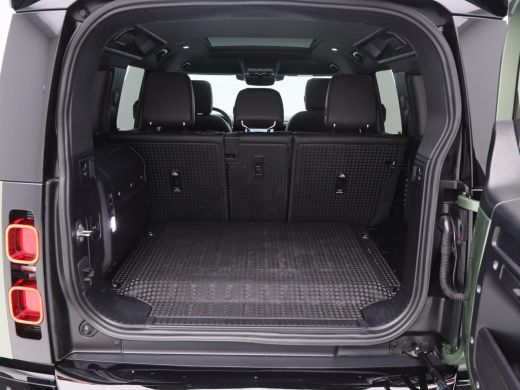 Land Rover Defender 110 2.0 P400e 110 Urban Widetrack | 360&deg; Camera | Meridian Audio | Stoelverwarming | Panoramadak ... ActivLease financial lease
