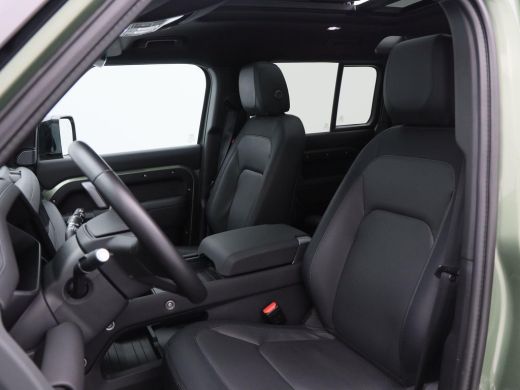 Land Rover Defender 110 2.0 P400e 110 Urban Widetrack | 360&deg; Camera | Meridian Audio | Stoelverwarming | Panoramadak ... ActivLease financial lease