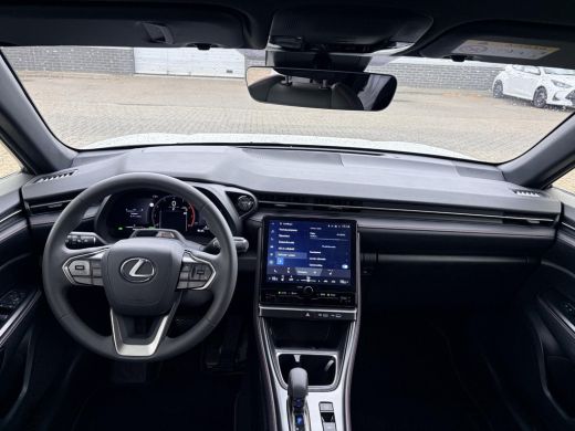 Lexus LBX Emotion Tech Pack ActivLease financial lease