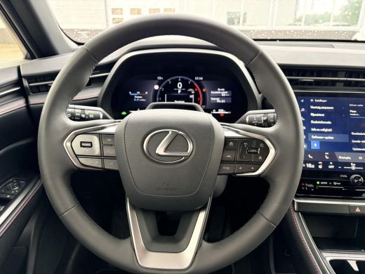 Lexus LBX Emotion Tech Pack ActivLease financial lease