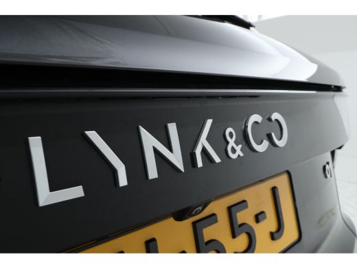 Lynk & Co 01 1.5 Zwarte hemel, 360 camera, Trekhaak! ActivLease financial lease