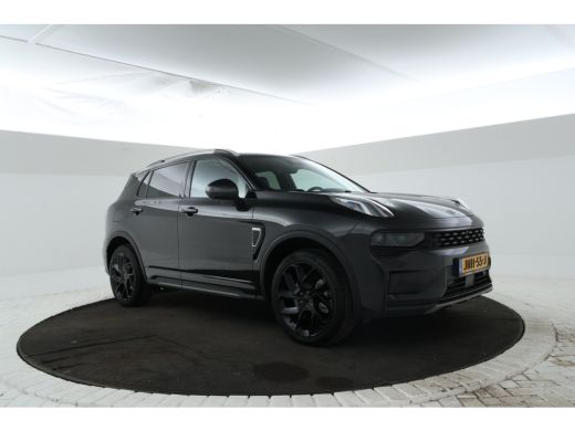 Lynk & Co 01 1.5 Zwarte hemel, 360 camera, Trekhaak! ActivLease financial lease