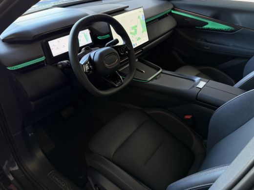 Lynk & Co 08 Lynk & Co 08 NIEUW! MORE 200KM ELEK PHEV PANO MATRIX LED HARMAN KARDON 360&deg;CAM | PHEV ActivLease financial lease