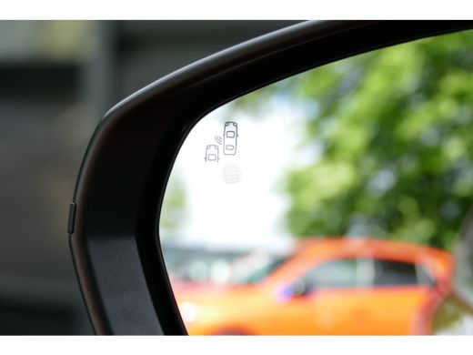 Opel Grandland 1.6 TURBO PLUG-IN HYBRIDE ELEGANCE AUTOMAAT / NAVI / CLIMA / 18"LMV / AGR / CAMERA / LED / PDC / ... ActivLease financial lease