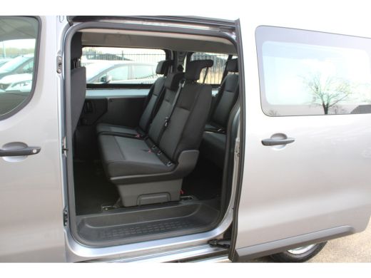 Opel Vivaro 1.5 CDTI L3H1 | 9 Persoons | Long / L3 | Incl. BTW/BPM | Navigatie | Dubbele schuifdeur | Trekhaa... ActivLease financial lease