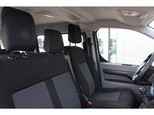 Opel Vivaro 1.5 CDTI L3H1 | 9 Persoons | Long / L3 | Incl. BTW/BPM | Navigatie | Dubbele schuifdeur | Trekhaa... ActivLease financial lease
