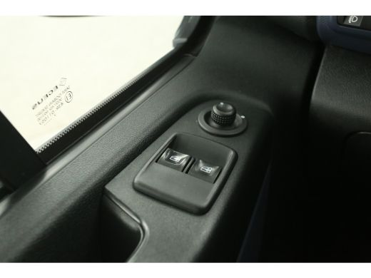 Opel Vivaro 1.6 CDTI L1H1 | Airco | Cruise | Navi | Trekhaak | Parkeersens. ActivLease financial lease