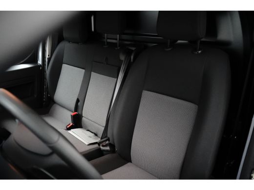 Opel Vivaro 2.0 CDTI L2H1 Innovation 2.0 CDTi 177PK Automaat Camera | Cruise Control | Navigatie | Apple Carp... ActivLease financial lease