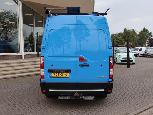 Renault Master T35 2.3 DCI 130 PK L2H2 + 2 SCHUIFDEUREN | 220V OMVORMER | WP INRICHTING | TREKHAAK 2500 KG ActivLease financial lease