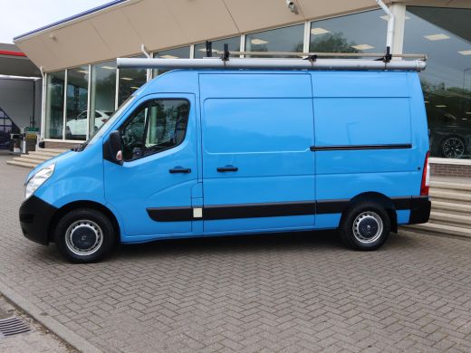Renault Master T35 2.3 DCI 130 PK L2H2 + 2 SCHUIFDEUREN | 220V OMVORMER | WP INRICHTING | TREKHAAK 2500 KG ActivLease financial lease