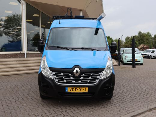 Renault Master T35 2.3 DCI 130 PK L2H2 + 2 SCHUIFDEUREN | 220V OMVORMER | WP INRICHTING | TREKHAAK 2500 KG ActivLease financial lease