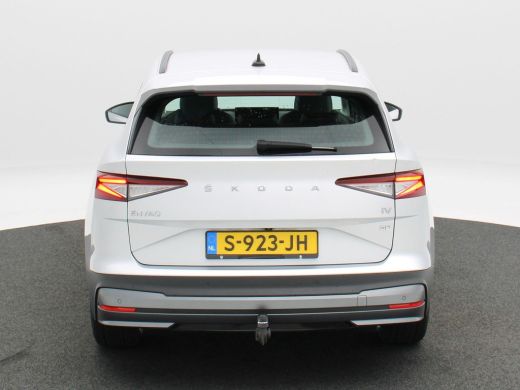 Skoda Enyaq iV 60 180 Pk | Stoelverwarming | Trekhaak | Navigatie | Cruise Control | CarPlay | Climatronic | Cam... ActivLease financial lease