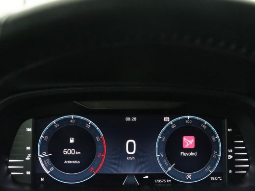 Skoda Octavia 1.0 e-TSI Business Edition | Stoelverwarming | Carplay | Navigatie | Full LED | Digital Cockpit |... ActivLease financial lease