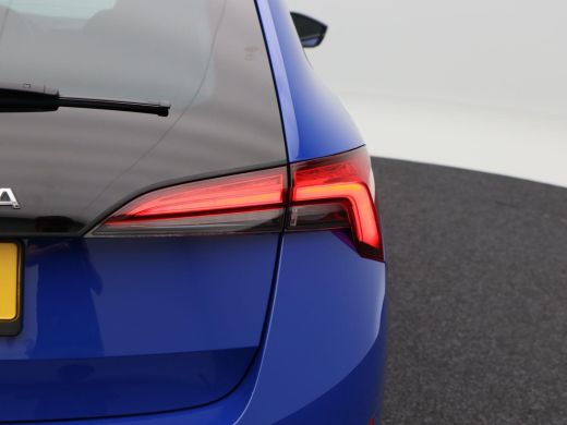 Skoda Scala 1.0 TSi 110 Pk Sport Business | Parkeersensoren | Adaptive Cruise | Panorama dak | Climatronic | ... ActivLease financial lease