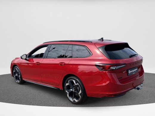 Skoda Superb Combi 1.5 TSI PHEV Sportline Business | PHEV | 19Inch | Pano Dak | Trekhaak | 100% SOH | 5jaar Ga... ActivLease financial lease