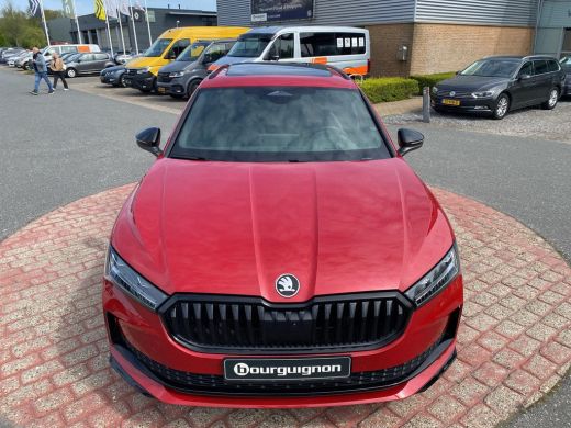 Skoda Superb Combi 1.5 TSI PHEV Sportline Business | PHEV | 19Inch | Pano Dak | Trekhaak | 100% SOH | 5jaar Ga... ActivLease financial lease