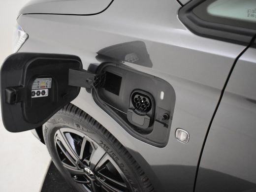 Volkswagen Caddy Volkswagen Kombi Maxi Limited Edition 7 persoons 1.5 eHybrid EU6 85 kW (115 pk) DSG Automaat | 'A... ActivLease financial lease