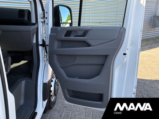 Volkswagen Crafter 50 / 3500kg 2.0 TDI 177PK L4H4 DL Automaat 3,5T trekgewicht WERKPLAATS LED Cruise Navi Trekhaak V... ActivLease financial lease