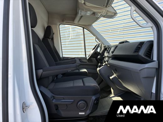 Volkswagen Crafter 50 / 3500kg 2.0 TDI 177PK L4H4 DL Automaat 3,5T trekgewicht WERKPLAATS LED Cruise Navi Trekhaak V... ActivLease financial lease