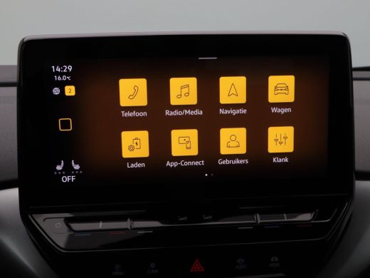 Volkswagen ID.4 First 77 kWh 204 Pk Automaat | Camera | Stoelverwarming | Half Leer | Adaptive Cruise | Climatron... ActivLease financial lease