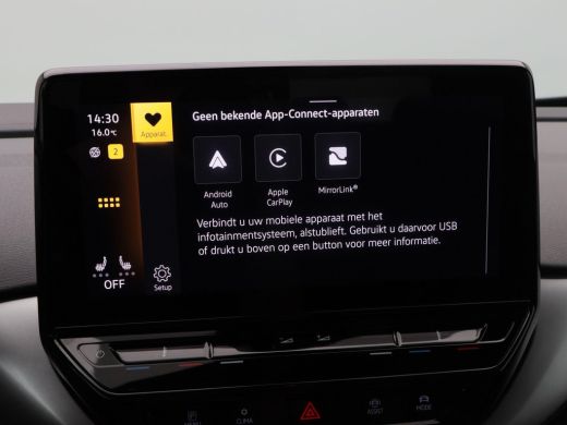 Volkswagen ID.4 First 77 kWh 204 Pk Automaat | Camera | Stoelverwarming | Half Leer | Adaptive Cruise | Climatron... ActivLease financial lease
