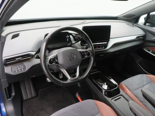 Volkswagen ID.4 First 77 kWh 204 Pk Automaat | Camera | Stoelverwarming | Half Leer | Adaptive Cruise | Climatron... ActivLease financial lease