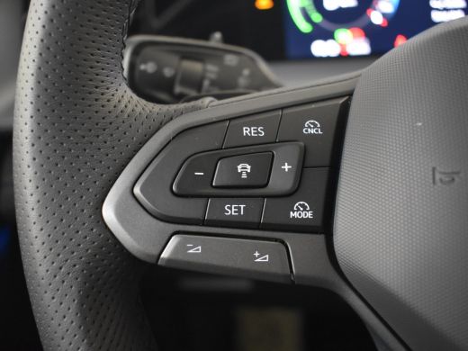 Volkswagen Tayron 1.5 eHybrid R-Line Edition 204Pk DSG/AUTO | Panoramadak | Black Style l Camera | Cruise control A... ActivLease financial lease