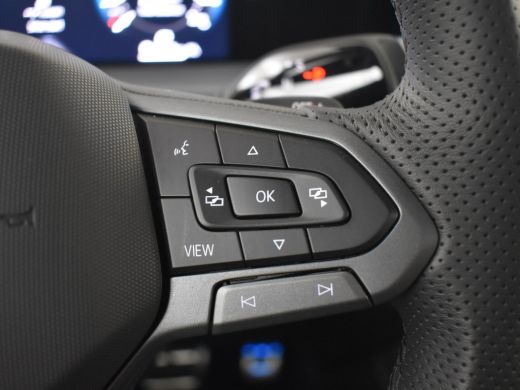 Volkswagen Tayron 1.5 eHybrid R-Line Edition 204Pk DSG/AUTO | Panoramadak | Black Style l Camera | Cruise control A... ActivLease financial lease